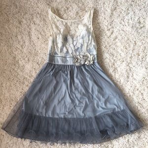 ModCloth gray/ cream ballerina style dress